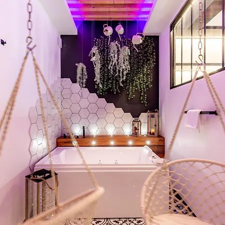 Sweet Leone Jacuzzi Place Terreaux Lyon Exterior foto