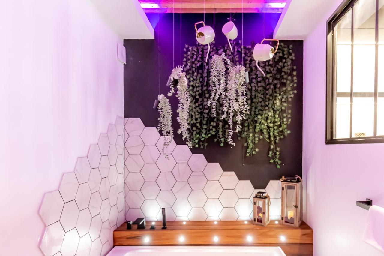 Sweet Leone Jacuzzi Place Terreaux Apartment Lyon